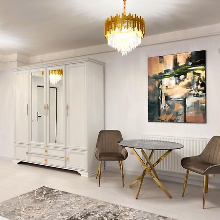 Happy Studio By Rh Living บูคาเรสต์ ภายนอก รูปภาพ